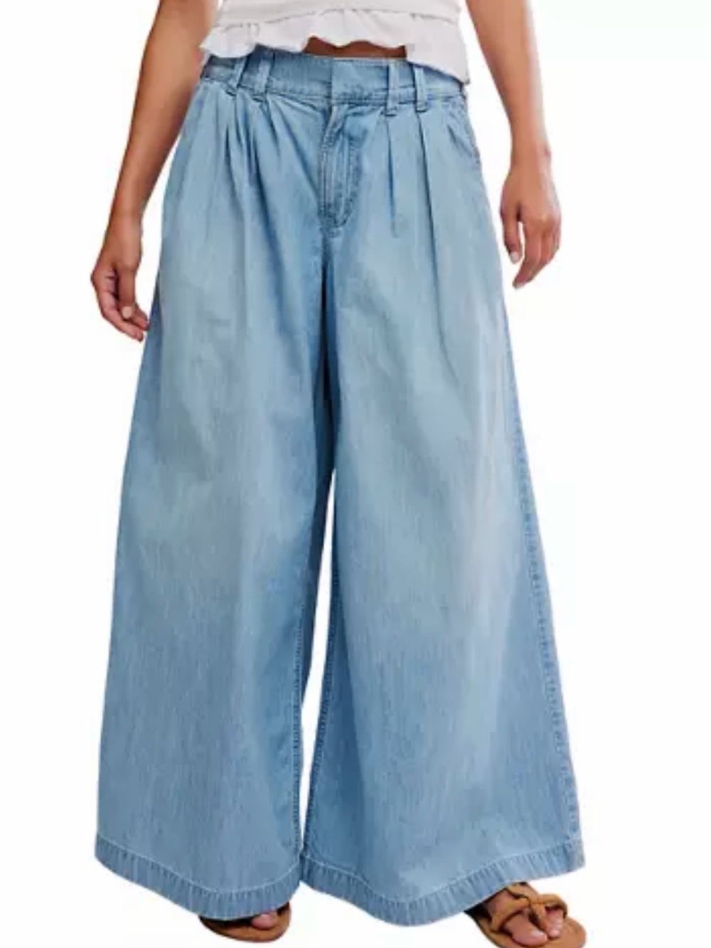 Free People Pleated Wide-Leg Light Blue Denim Jeans Size L